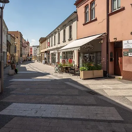 アパート Platinum 8 *