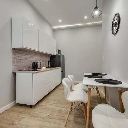 Platinum 8 Apartamento