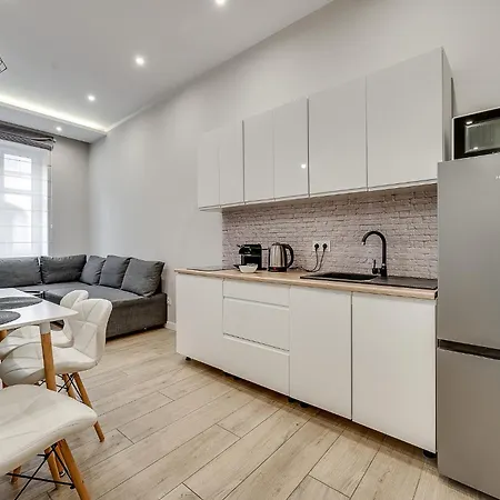 Platinum 8 Apartmán *